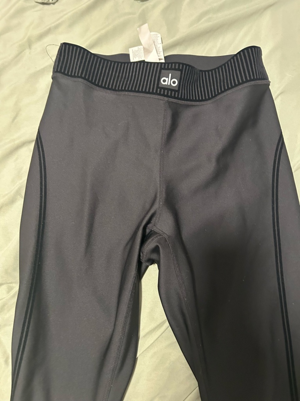 ALO Yoga Black Performance Leggings